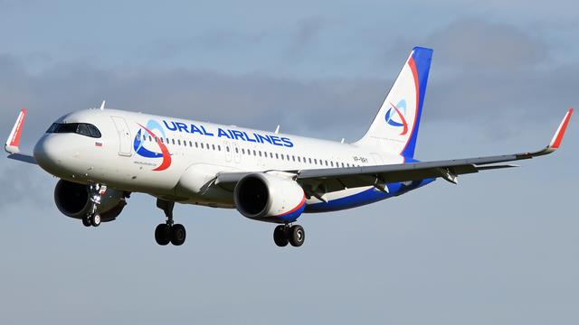 VP-BRY:Airbus A320:Уральские авиалинии